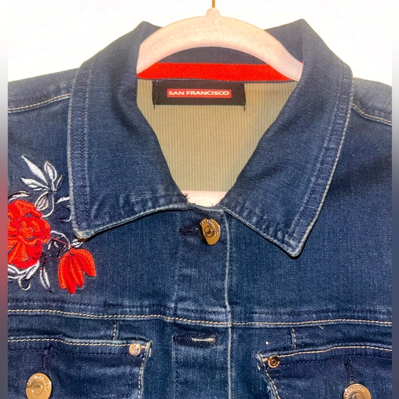 Beautiful embroidered denim jacket - Picture 1 of 5